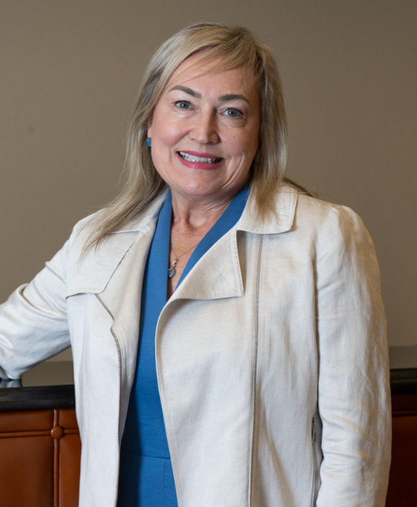 Darilyn V. Moyer, MD, MACP, FRCP, FIDSA, FAMWA, FEFIM